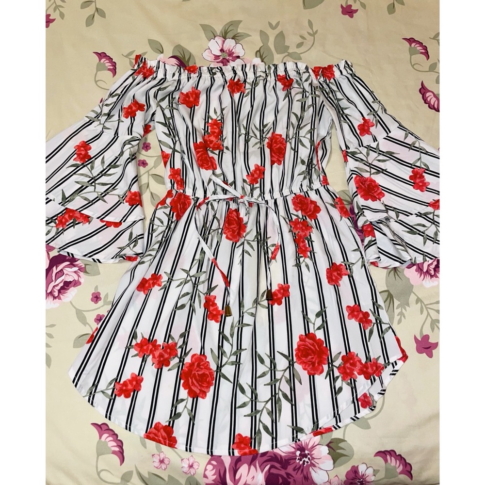 BLUSH floral dress, size: S. Perfect for the summer!
